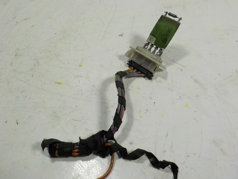 Recambio de resistencia calefaccion para mercedes-benz clase b (w245) 2.0 cdi cat referencia OEM IAM   