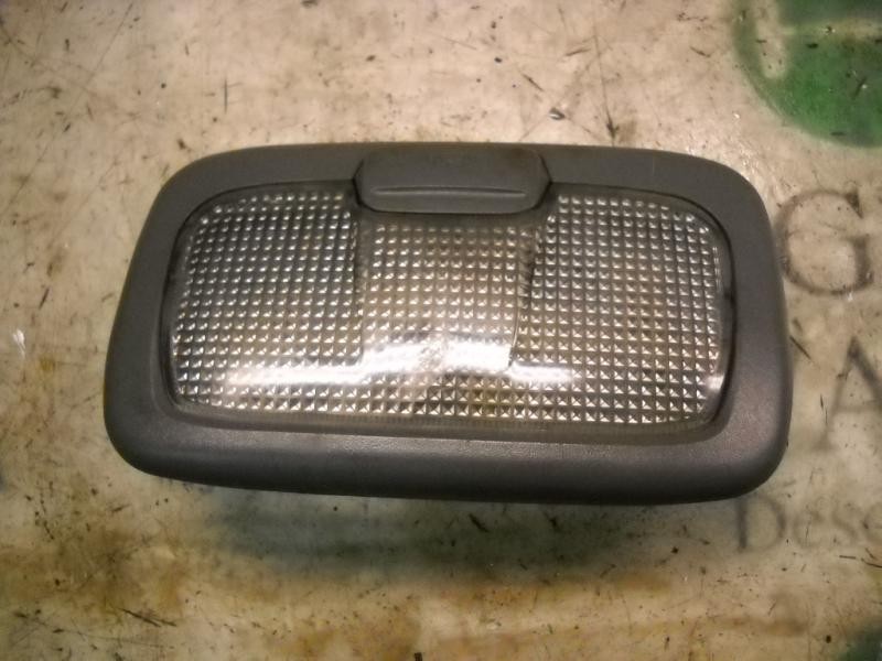 Recambio de piloto interior para ssangyong musso 2.9 tdi grand lux referencia OEM IAM   