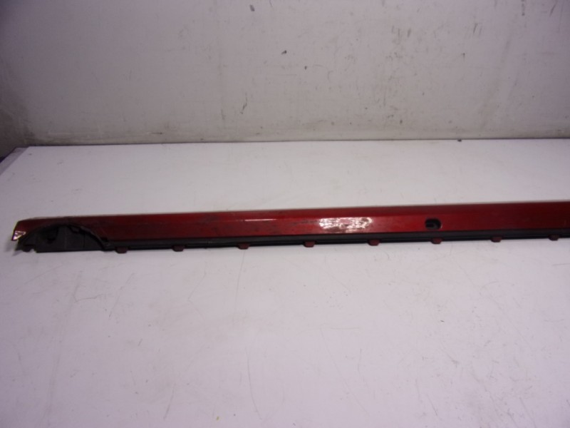 Recambio de faldon lateral para volkswagen taigo 1.0 tsi referencia OEM IAM 2G7853855CGRU 2G7853855C 