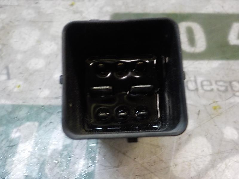 Recambio de caja precalentamiento para ford fiesta (cb1) 1.4 tdci cat referencia OEM IAM 1865194 9809931580 