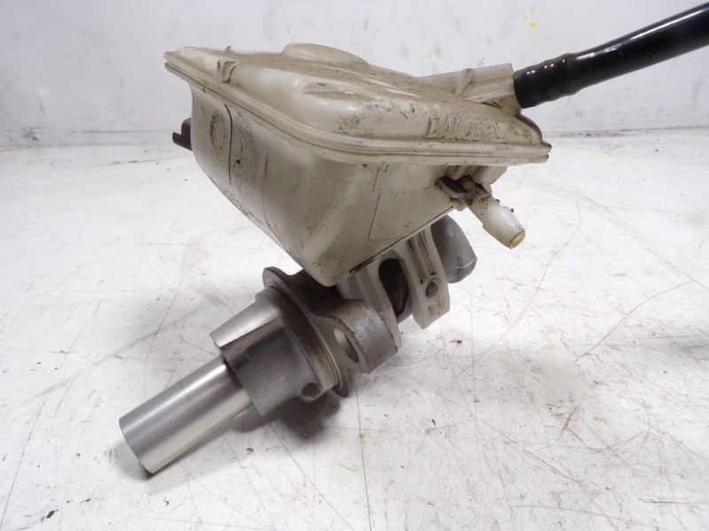 Recambio de bomba freno para citroën c4 lim. 1.6 blue-hdi fap referencia OEM IAM 4601Y4  