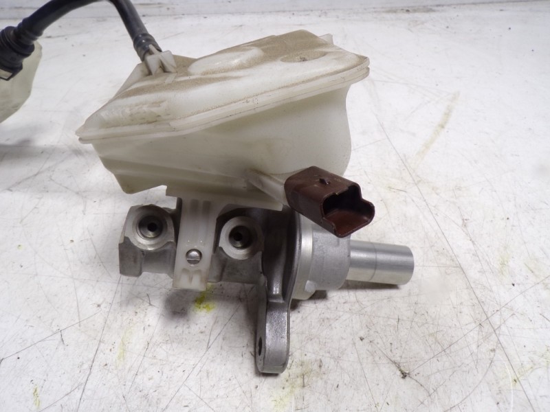 Recambio de bomba freno para citroën c4 lim. 1.6 blue-hdi fap referencia OEM IAM 4601Y4  