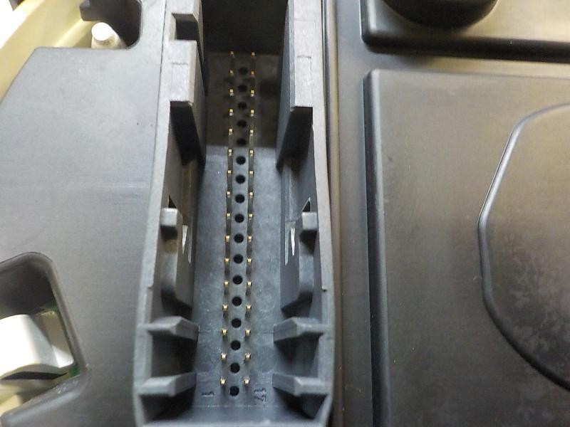 Recambio de cuadro instrumentos para ford fiesta (cb1) 1.4 tdci cat referencia OEM IAM 1786850  