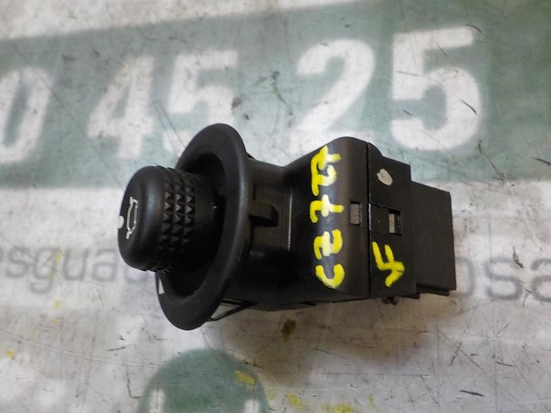 Recambio de mando retrovisor para ford fiesta (cb1) 1.4 tdci cat referencia OEM IAM 4495427  