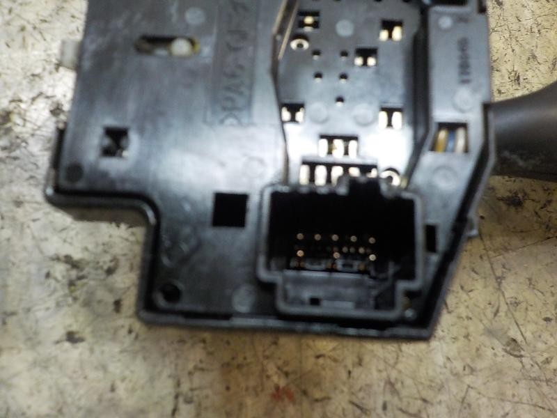 Recambio de mando intermitentes para ford focus sportbreak (cap) 1.6 tdci cat referencia OEM IAM   