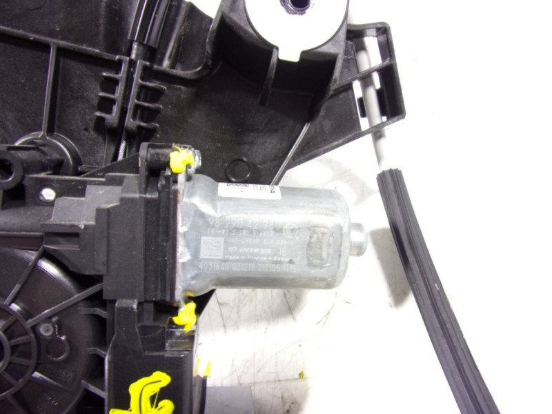 Recambio de elevalunas delantero derecho para peugeot 208 (p2) 1.2 puretech referencia OEM IAM 9829043380 9829042980 