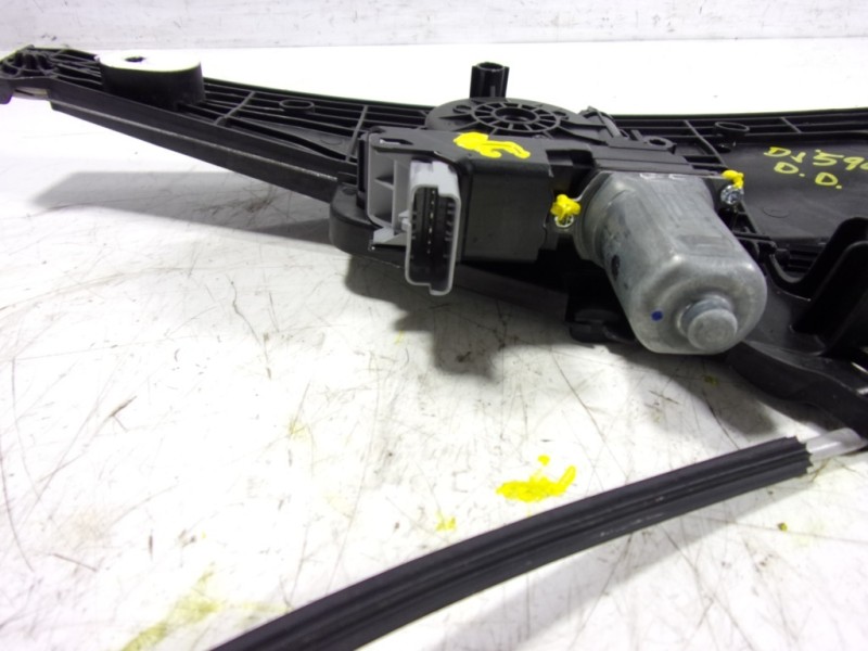 Recambio de elevalunas delantero derecho para peugeot 208 (p2) 1.2 puretech referencia OEM IAM 9829043380 9829042980 