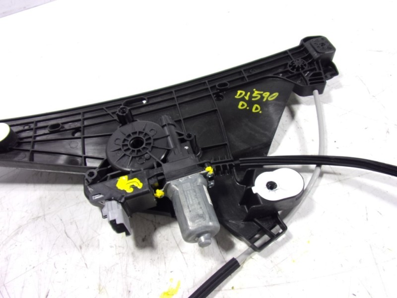 Recambio de elevalunas delantero derecho para peugeot 208 (p2) 1.2 puretech referencia OEM IAM 9829043380 9829042980 