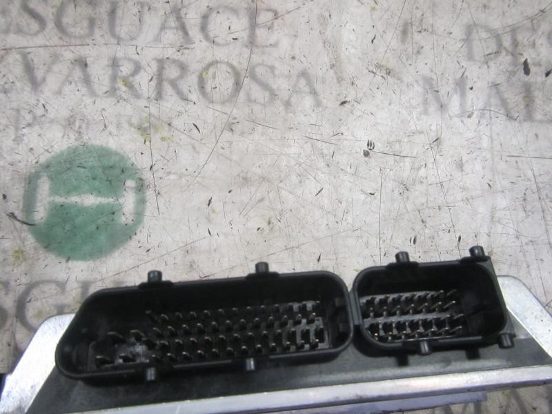 Recambio de centralita motor uce para audi a4 avant (b5) 1.6 referencia OEM IAM   