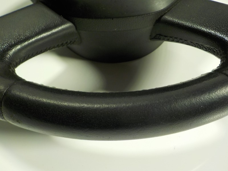 Recambio de volante para skoda rapid 1.6 tdi dpf referencia OEM IAM 5J0419091PMH9 5J0419091P 