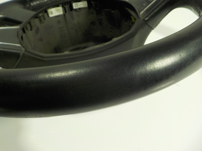 Recambio de volante para skoda rapid 1.6 tdi dpf referencia OEM IAM 5J0419091PMH9 5J0419091P 