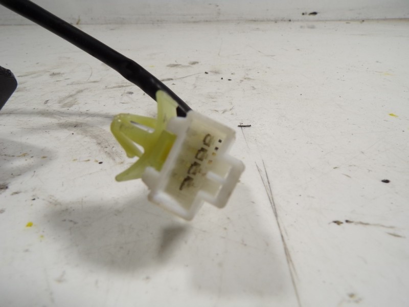 Recambio de cerradura maletero / porton para kia rio 1.1 crdi cat referencia OEM IAM   