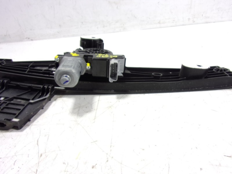 Recambio de elevalunas trasero izquierdo para peugeot 208 (p2) 1.2 puretech referencia OEM IAM 9829045980 9829045980 