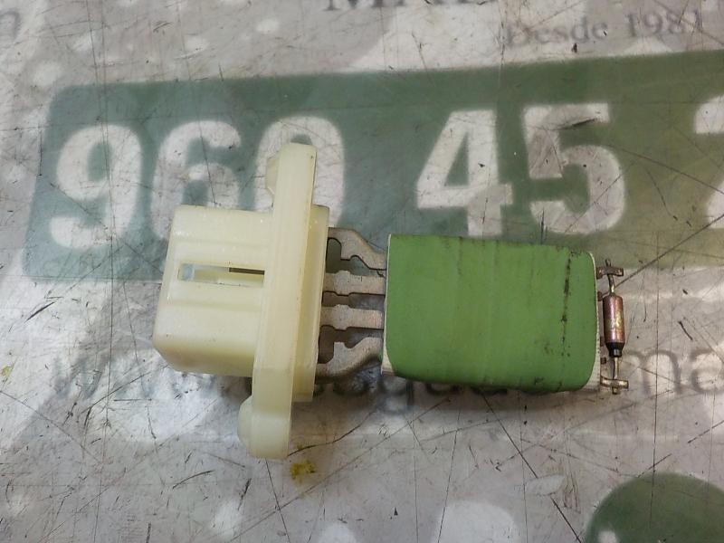 Recambio de resistencia calefaccion para ford fiesta (cb1) 1.4 tdci cat referencia OEM IAM 1855157  