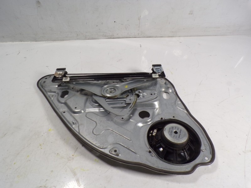 Recambio de elevalunas trasero derecho para ford kuga (cbv) titanium referencia OEM IAM 1738648 7M51R24994DD 