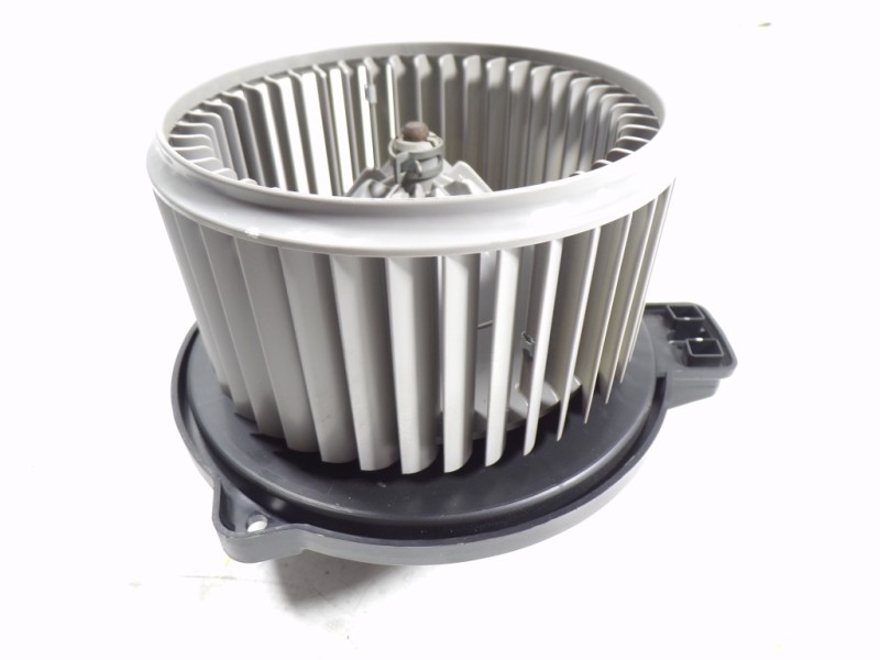 Recambio de motor calefaccion para kia rio 1.1 crdi cat referencia OEM IAM   