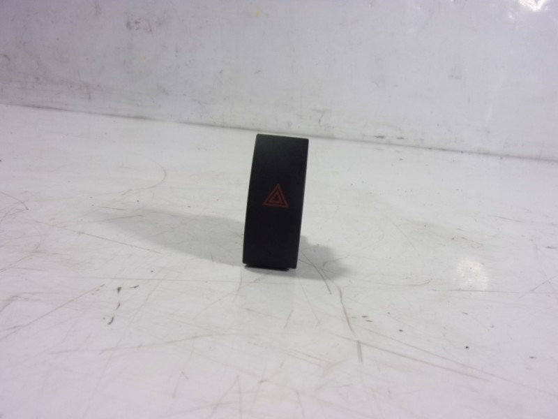 Recambio de warning para alfa romeo stelvio (630) executive 4wd referencia OEM IAM 156109575 01561095750 