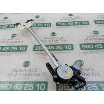 ELEVALUNAS TRASERO DERECHO 