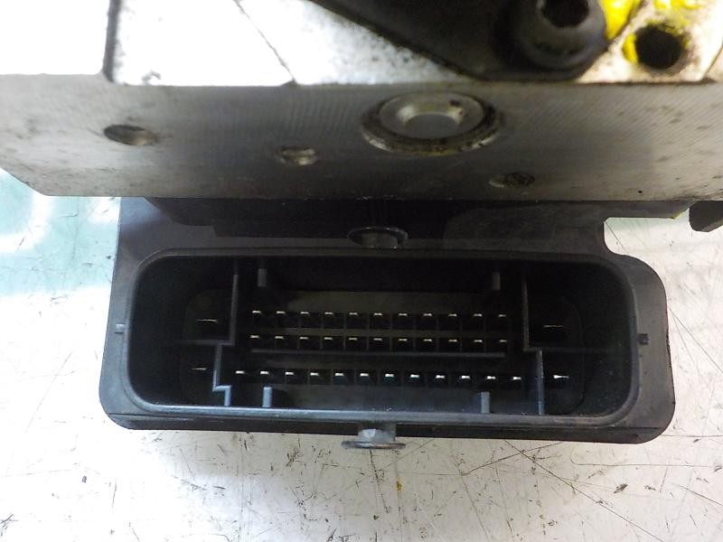 Recambio de abs para hyundai i30cw classic referencia OEM IAM 589202L520 589202L520 6158945200