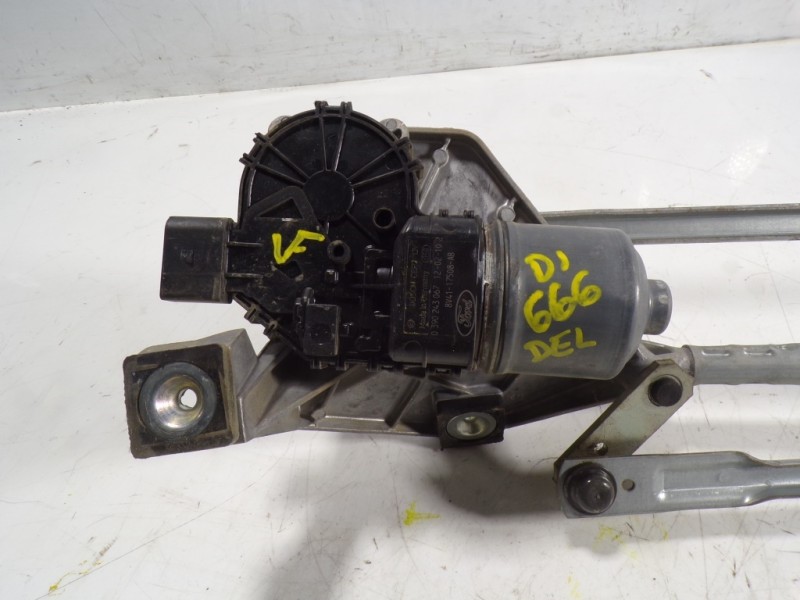 Recambio de motor limpia delantero para ford kuga (cbv) titanium referencia OEM IAM 1709010 8V4117508AB 0390243067