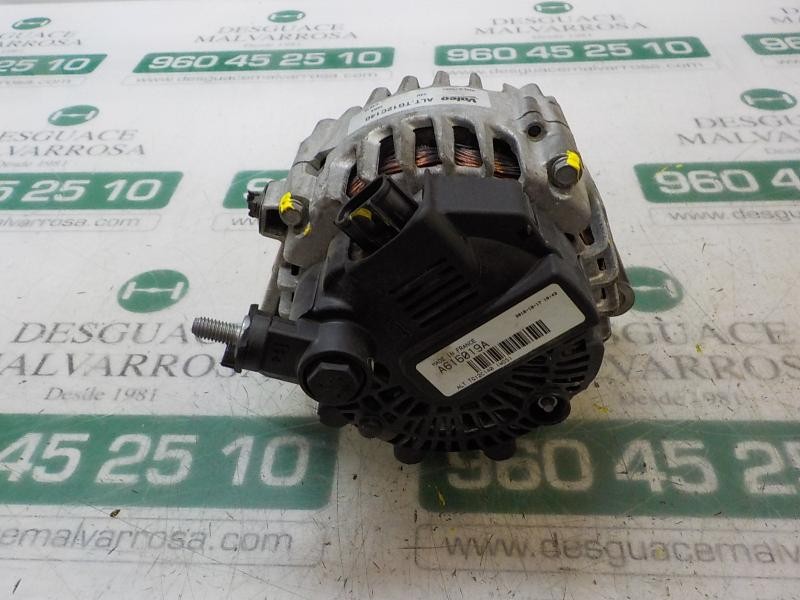 Recambio de alternador para hyundai i30cw classic referencia OEM IAM 373002A601 TG12C140 TG12C140