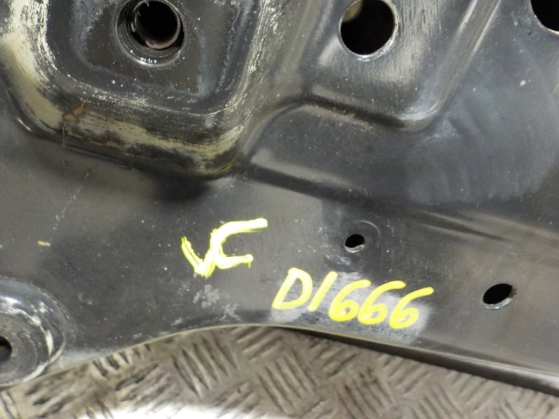 Recambio de puente delantero para ford kuga (cbv) titanium referencia OEM IAM 1682463  