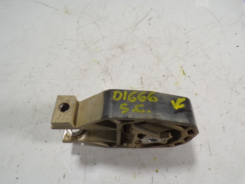 Recambio de soporte cambio para ford kuga (cbv) titanium referencia OEM IAM 1751001  