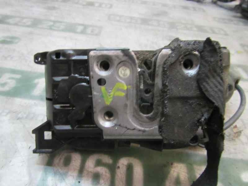 Recambio de cerradura puerta delantera derecha para renault scenic iii grand dynamique referencia OEM IAM 805020006R  