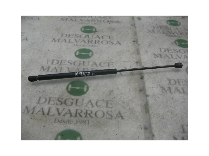 Recambio de amortiguadores maletero / porton para alfa romeo 146 1.6 luxe referencia OEM IAM   