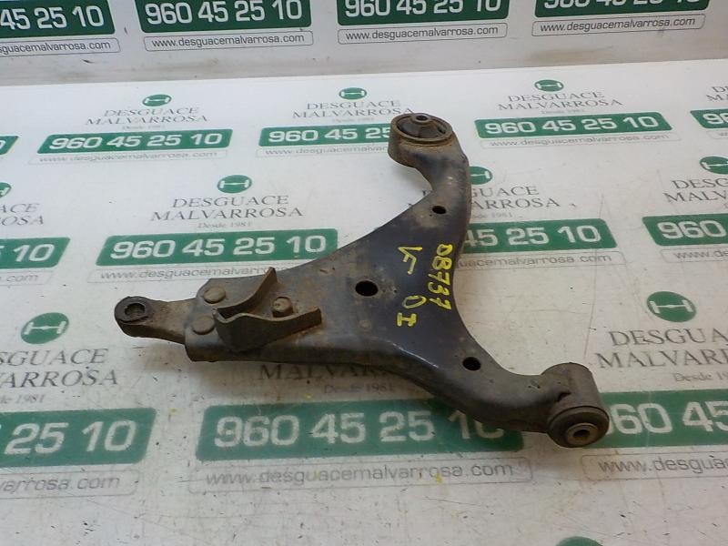 Recambio de brazo suspension inferior delantero izquierdo para hyundai i30cw classic referencia OEM IAM 545002R000  