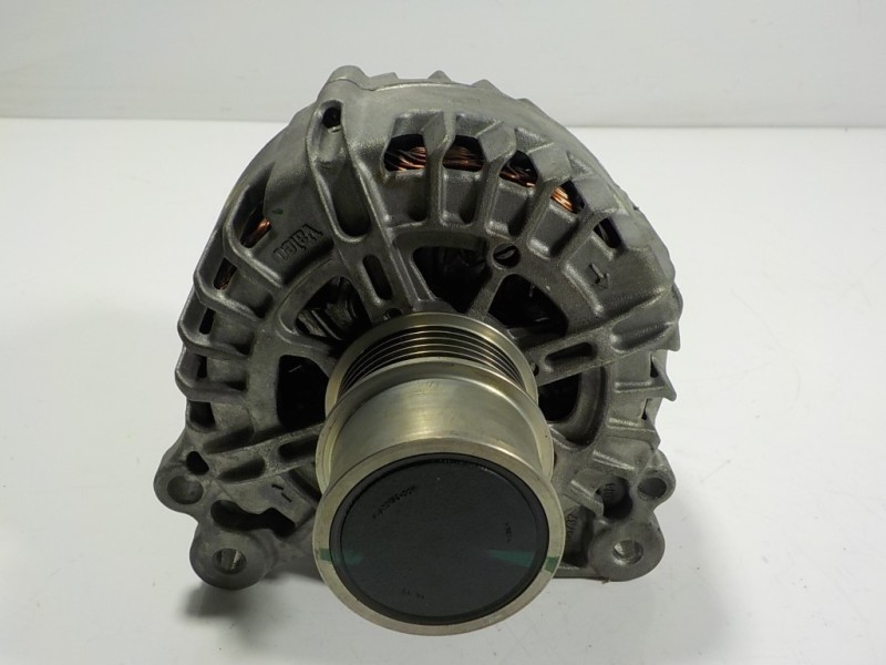 Recambio de alternador para cupra formentor 1.5 tsi referencia OEM IAM 05E903026Q 05E903026Q 