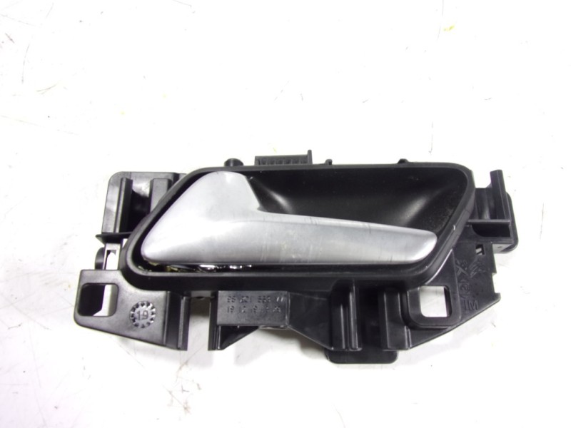 Recambio de maneta interior delantera izquierda para peugeot 208 (p2) 1.2 puretech referencia OEM IAM 98201553VV  