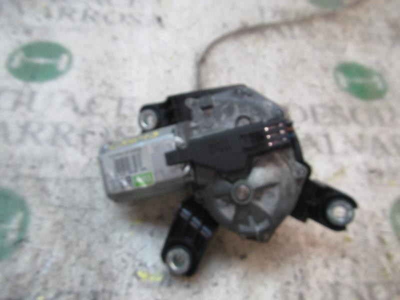 Recambio de motor limpia trasero para opel zafira b 1.9 cdti referencia OEM IAM   