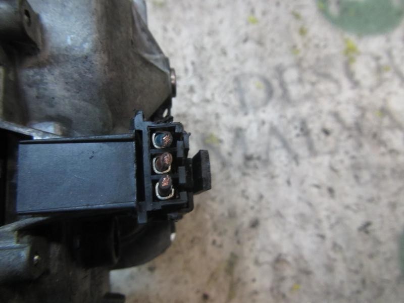 Recambio de motor limpia trasero para opel zafira b 1.9 cdti referencia OEM IAM   