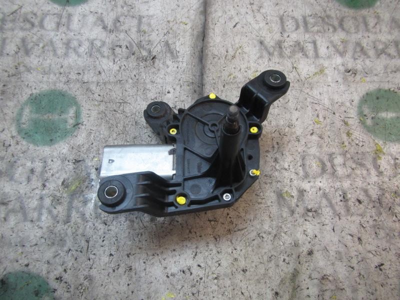 Recambio de motor limpia trasero para opel zafira b 1.9 cdti referencia OEM IAM   
