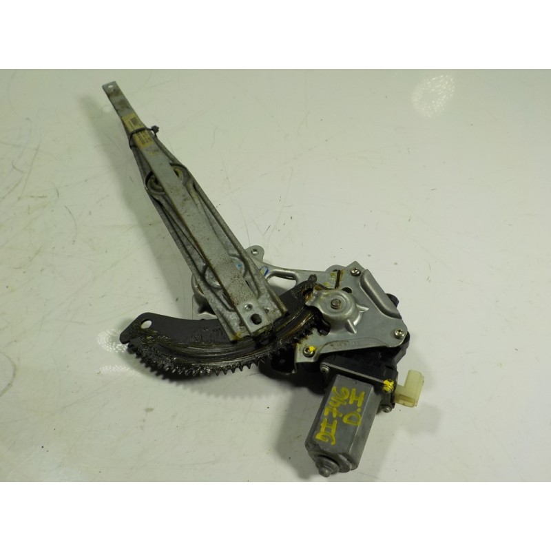 Recambio de elevalunas delantero izquierdo para nissan micra (k13) 1.2 cat referencia OEM IAM 807211HB0A 827311HB1A 