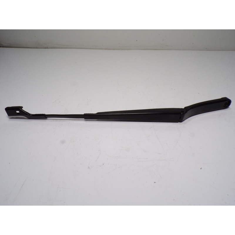 Recambio de brazo limpia delantero izquierdo para cupra formentor 1.5 tsi referencia OEM IAM 5FG955410  