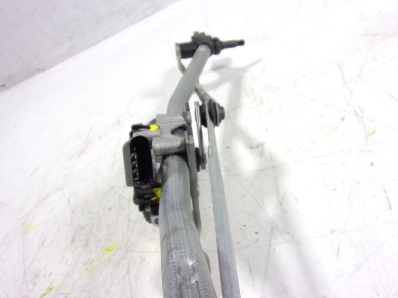 Recambio de motor limpia delantero para peugeot 208 (p2) 1.2 puretech referencia OEM IAM 9824784980 9824784980 W000096769