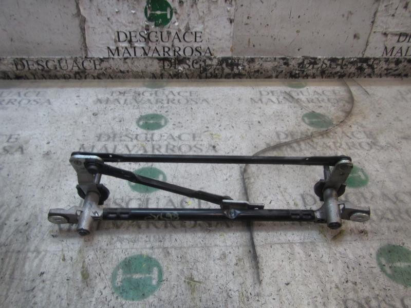 Recambio de articulacion limpia delantero para hyundai i10 1.2 cat referencia OEM IAM 98120B4000  