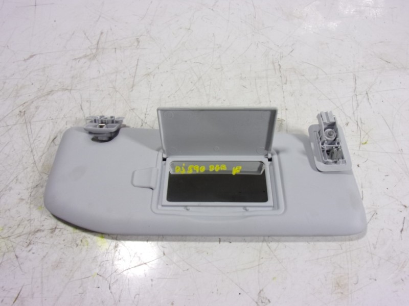 Recambio de parasol derecho para peugeot 208 (p2) 1.2 puretech referencia OEM IAM 98100807PR  