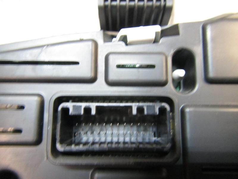 Recambio de cuadro instrumentos para hyundai i10 1.2 cat referencia OEM IAM 94003B9020  