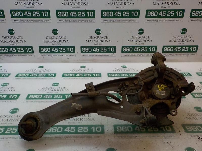 Recambio de mangueta trasera izquierda para hyundai i30cw classic referencia OEM IAM 527101H500  