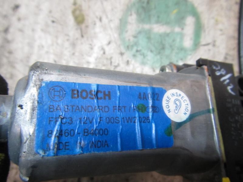 Recambio de elevalunas delantero derecho para hyundai i10 1.2 cat referencia OEM IAM 82404B4110  