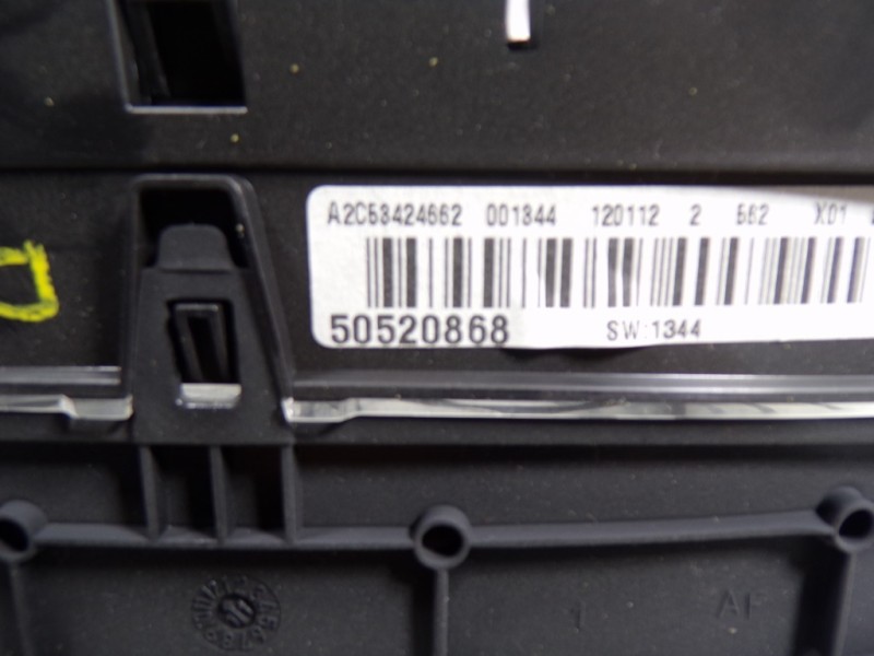 Recambio de cuadro instrumentos para alfa romeo mito (145) 1.4 8v cat referencia OEM IAM  50520868 