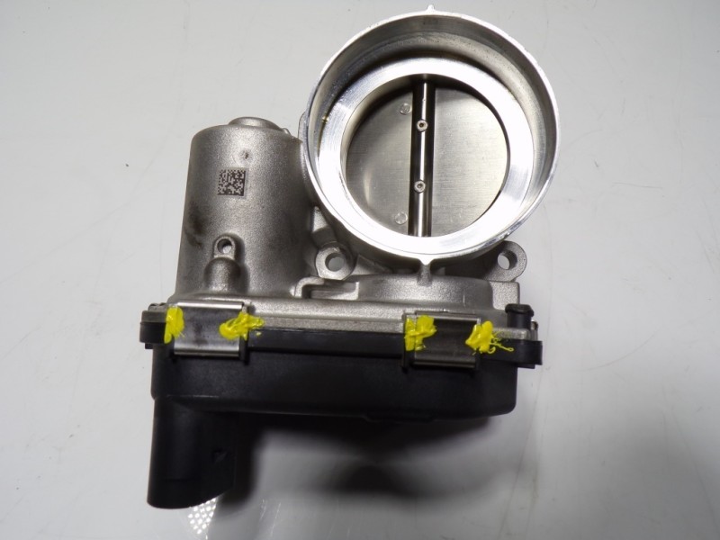 Recambio de caja mariposa para cupra formentor 1.5 tsi referencia OEM IAM 04E133062T 04E133062T 