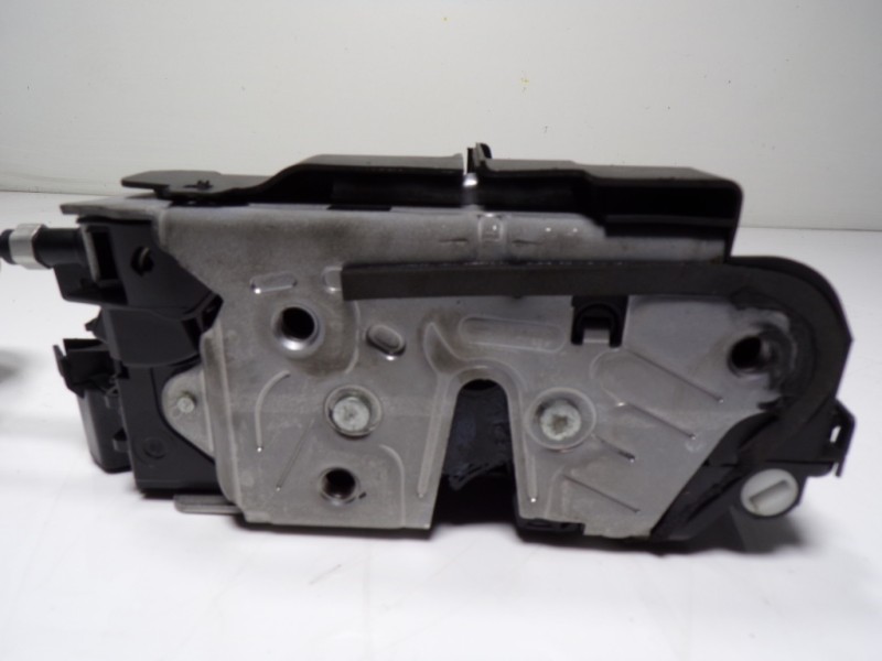 Recambio de cerradura puerta trasera izquierda para cupra formentor 1.5 tsi referencia OEM IAM 5TA839015Q  