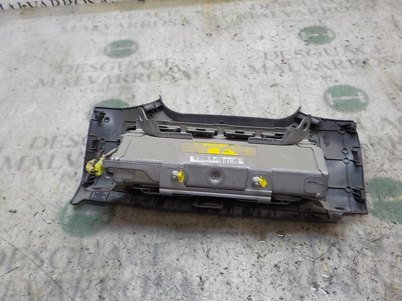 Recambio de airbag lateral izquierdo para toyota auris 2.0 d-4d cat referencia OEM IAM 7390002010B0  