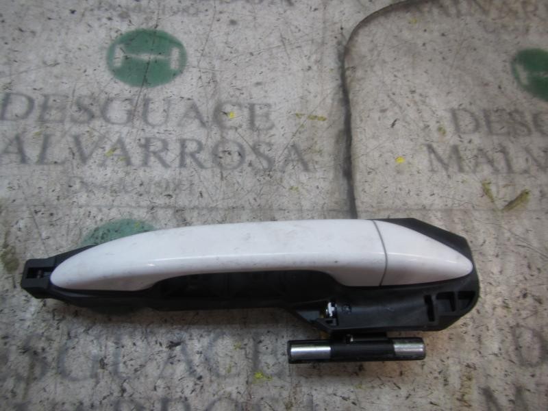 Recambio de maneta exterior trasera derecha para hyundai i10 1.2 cat referencia OEM IAM 82661B9010  