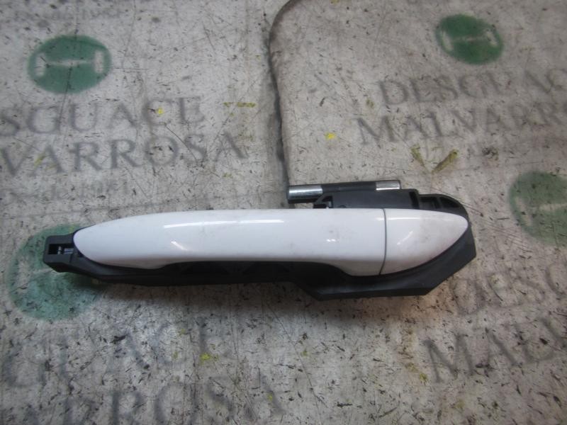 Recambio de maneta exterior trasera izquierda para hyundai i10 1.2 cat referencia OEM IAM 82651B9010  