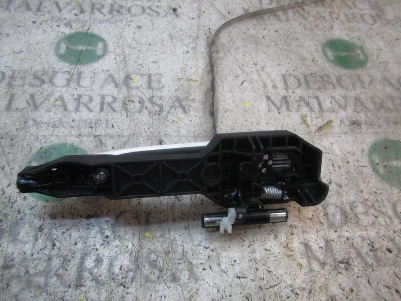 Recambio de maneta exterior trasera izquierda para hyundai i10 1.2 cat referencia OEM IAM 82651B9010  